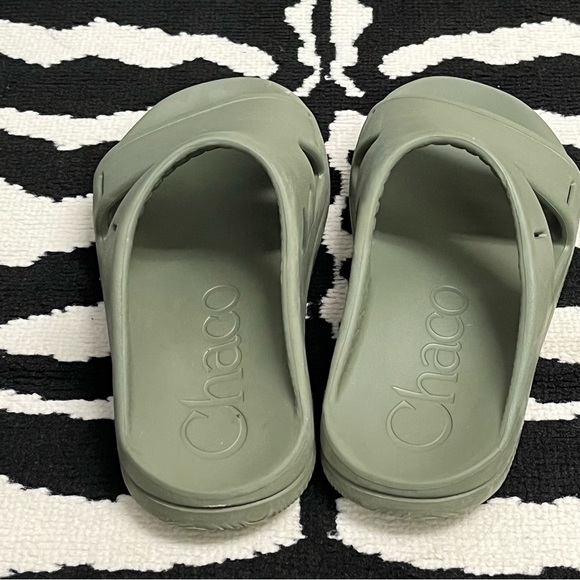 Chaco Rubber Slide Sandals Size 9 - Picture 4 of 6